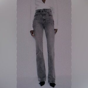 Zara. Flare jeans with a high waist . Size 10
